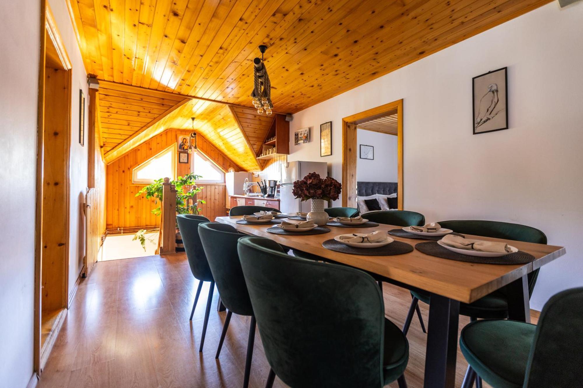 Villa Falco Bianco Буштени Экстерьер фото